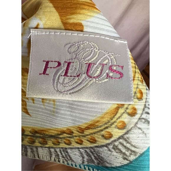 Vintage Celestial Set Outfit - Picture 6 of 7